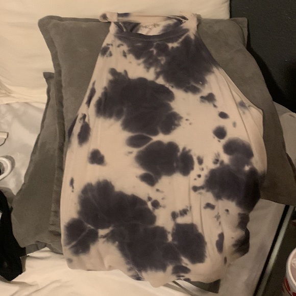 tie die tanktops - Picture 2 of 2